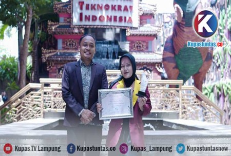 Kupas Tuntas Mahasiswa Sastra Inggris Universitas Teknokrat Juara