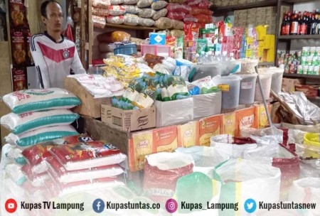 Kupas Tuntas Meski Bulog Salurkan Beras SPHP Harga Beras Di Sejumlah