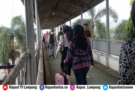 Kupas Tuntas Minggu Pagi 3 124 Pejalan Kaki Tinggalkan Pulau Sumatera