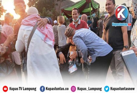 Kupas Tuntas Suasana Haru Sambut Kedatangan Jemaah Haji Asal Bandar