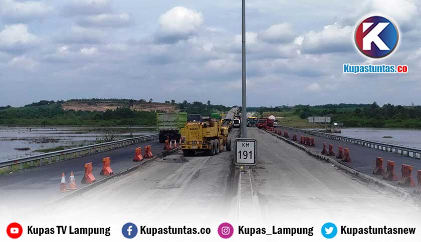 Kupas Tuntas - Jelang Libur Nataru, Sejumlah Titik Jalan Tol Terpeka ...