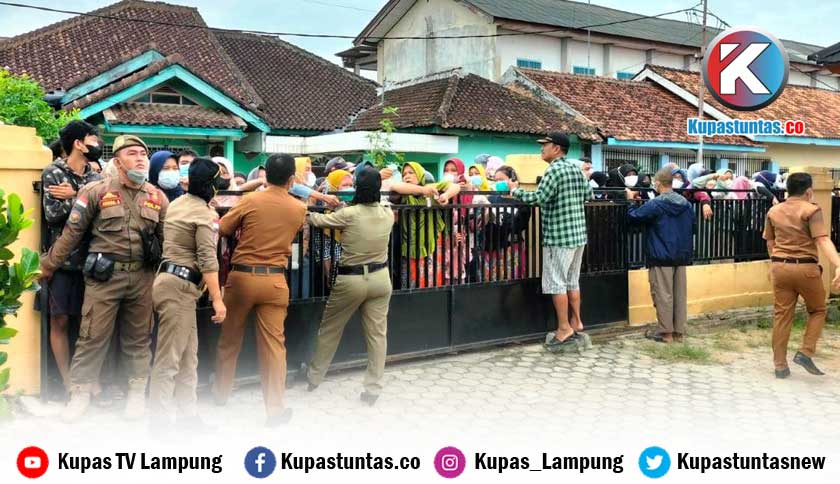 Kupas Tuntas - Operasi Minyak Goreng Di Lampura Timbulkan Kekecewaan ...