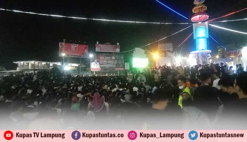 Gempar! Ribuan Warga Padati Kampanye Thoriq-Ning Fika, Sound Horeg Brewog Pecahkan Stadion!